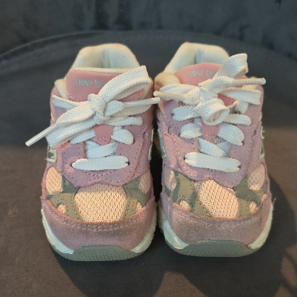 993 New Balance Toddler Girl Sneakers in Pink, white, and Gray